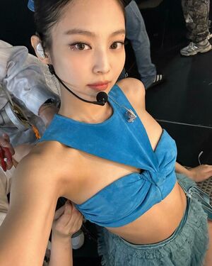 Jennie | BLΛƆKPIИK nude #0275