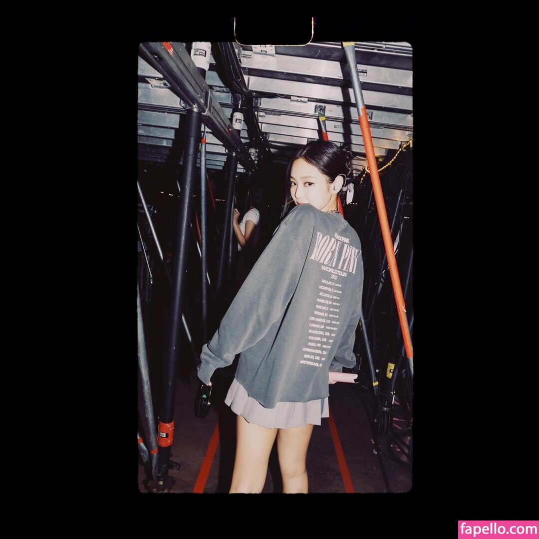 Jennie | BLΛƆKPIИK leaked nude photo #0304 (Jennie | BLΛƆKPIИK / Blackpink / jennierubyjane / sheflieshigh)