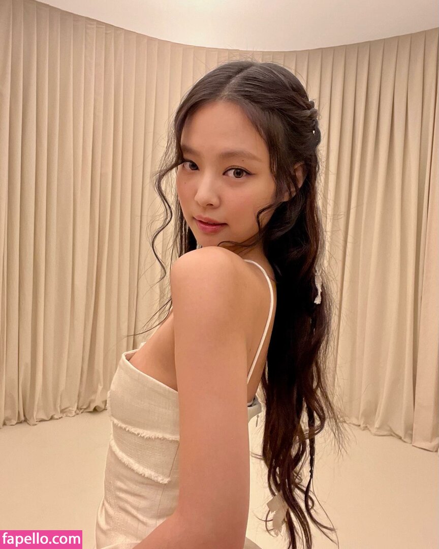 Jennie | BLΛƆKPIИK leaked nude photo #0350 (Jennie | BLΛƆKPIИK / Blackpink / jennierubyjane / sheflieshigh)