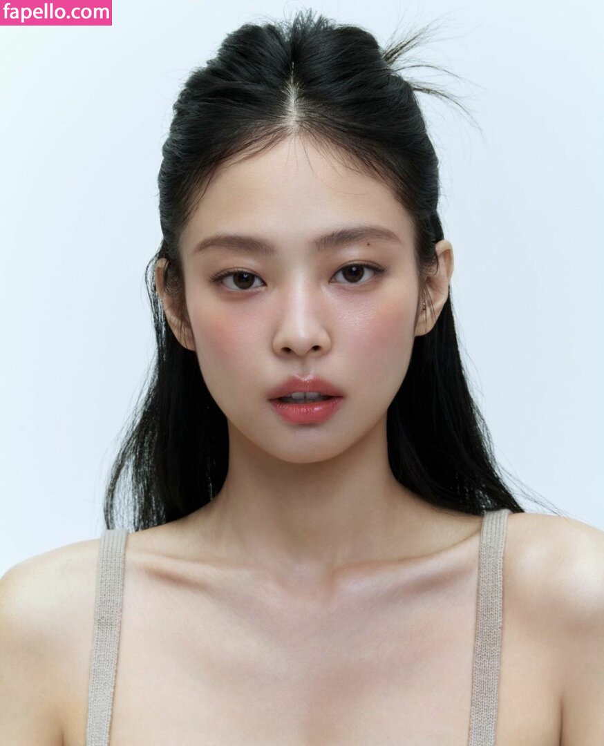 Jennie | BLΛƆKPIИK leaked nude photo #0400 (Jennie | BLΛƆKPIИK / Blackpink / jennierubyjane / sheflieshigh)