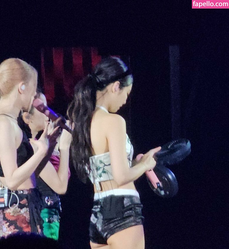 Jennie | BLΛƆKPIИK leaked nude photo #0402 (Jennie | BLΛƆKPIИK / Blackpink / jennierubyjane / sheflieshigh)