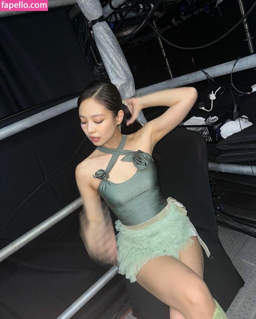 Jennie | BLΛƆKPIИK leaked nude photo #0420 (Jennie | BLΛƆKPIИK / Blackpink / jennierubyjane / sheflieshigh)