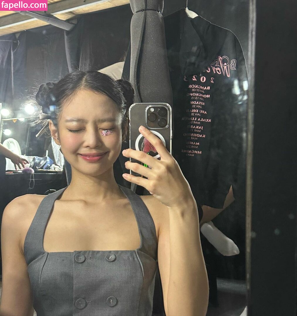 Jennie | BLΛƆKPIИK leaked nude photo #0423 (Jennie | BLΛƆKPIИK / Blackpink / jennierubyjane / sheflieshigh)