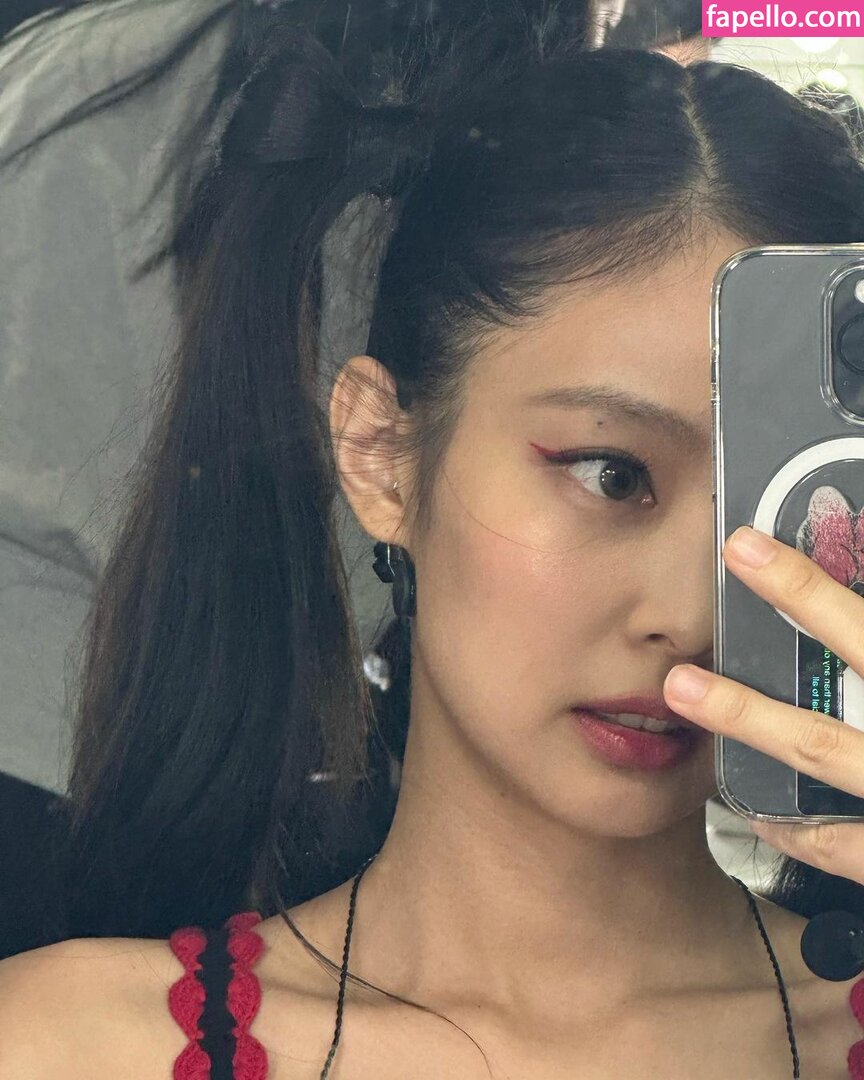 Jennie | BLΛƆKPIИK leaked nude photo #0438 (Jennie | BLΛƆKPIИK / Blackpink / jennierubyjane / sheflieshigh)