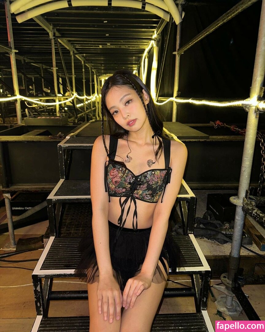 Jennie | BLΛƆKPIИK leaked nude photo #0454 (Jennie | BLΛƆKPIИK / Blackpink / jennierubyjane / sheflieshigh)