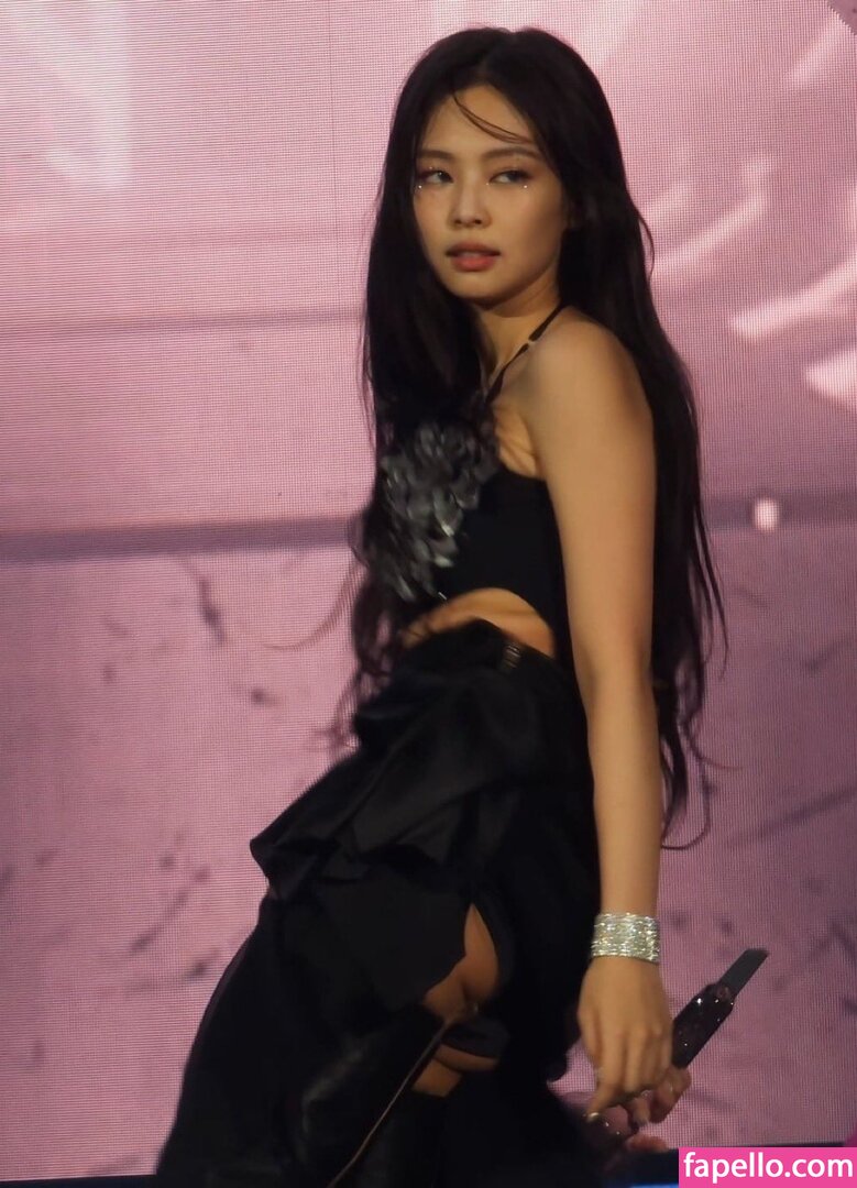 Jennie | BLΛƆKPIИK leaked nude photo #0456 (Jennie | BLΛƆKPIИK / Blackpink / jennierubyjane / sheflieshigh)