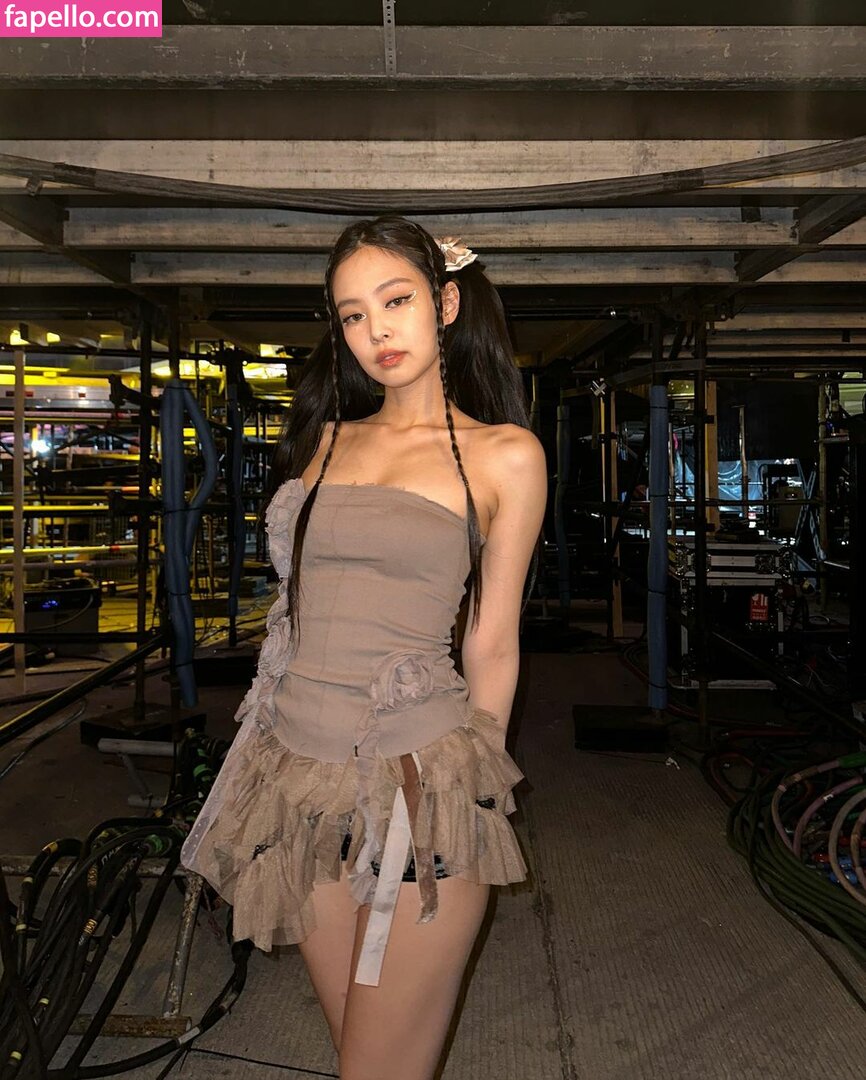 Jennie | BLΛƆKPIИK leaked nude photo #0481 (Jennie | BLΛƆKPIИK / Blackpink / jennierubyjane / sheflieshigh)