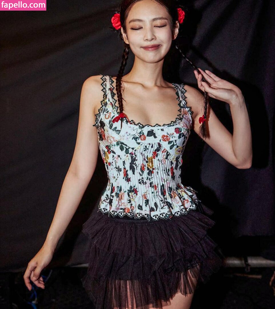 Jennie | BLΛƆKPIИK leaked nude photo #0527 (Jennie | BLΛƆKPIИK / Blackpink / jennierubyjane / sheflieshigh)