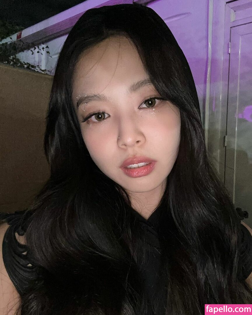 Jennie | BLΛƆKPIИK leaked nude photo #0555 (Jennie | BLΛƆKPIИK / Blackpink / jennierubyjane / sheflieshigh)