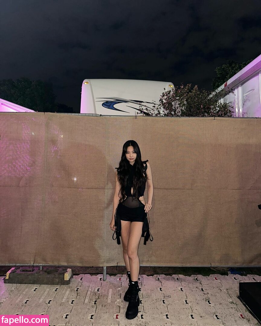 Jennie | BLΛƆKPIИK leaked nude photo #0556 (Jennie | BLΛƆKPIИK / Blackpink / jennierubyjane / sheflieshigh)