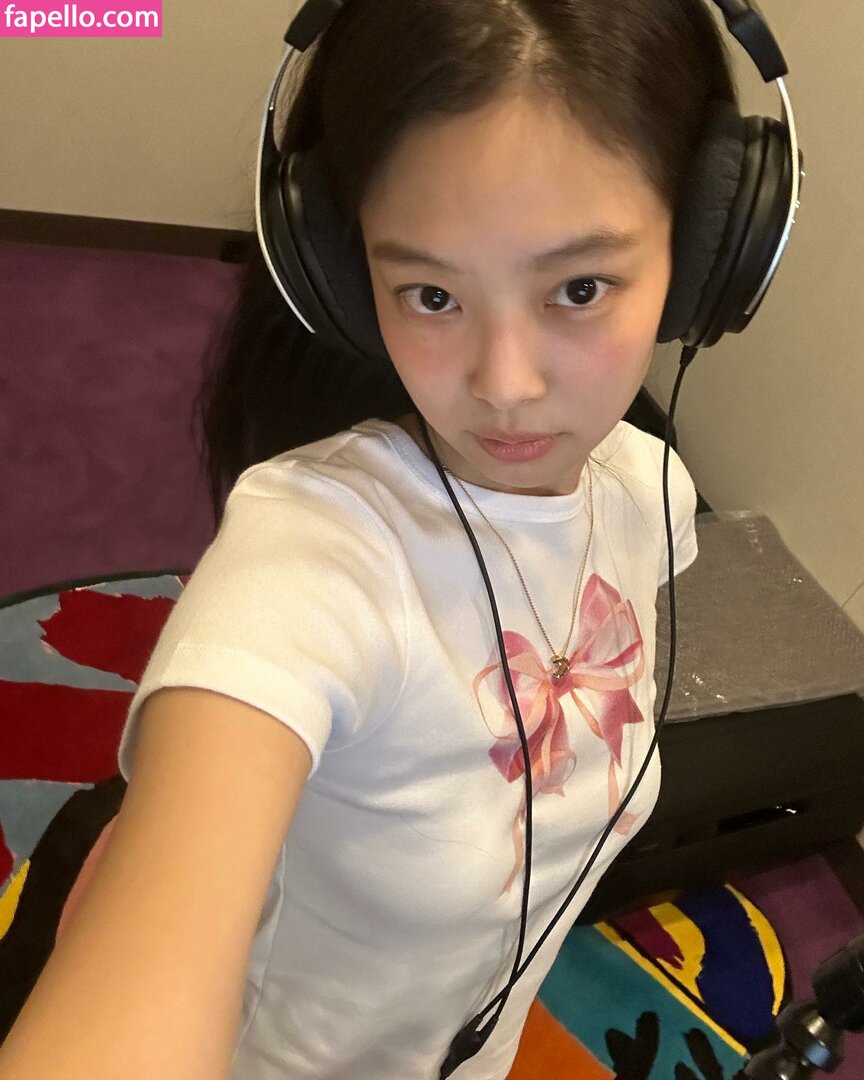 Jennie | BLΛƆKPIИK leaked nude photo #0571 (Jennie | BLΛƆKPIИK / Blackpink / jennierubyjane / sheflieshigh)