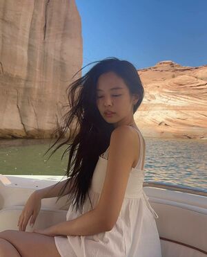 Jennie | BLΛƆKPIИK nude #0613