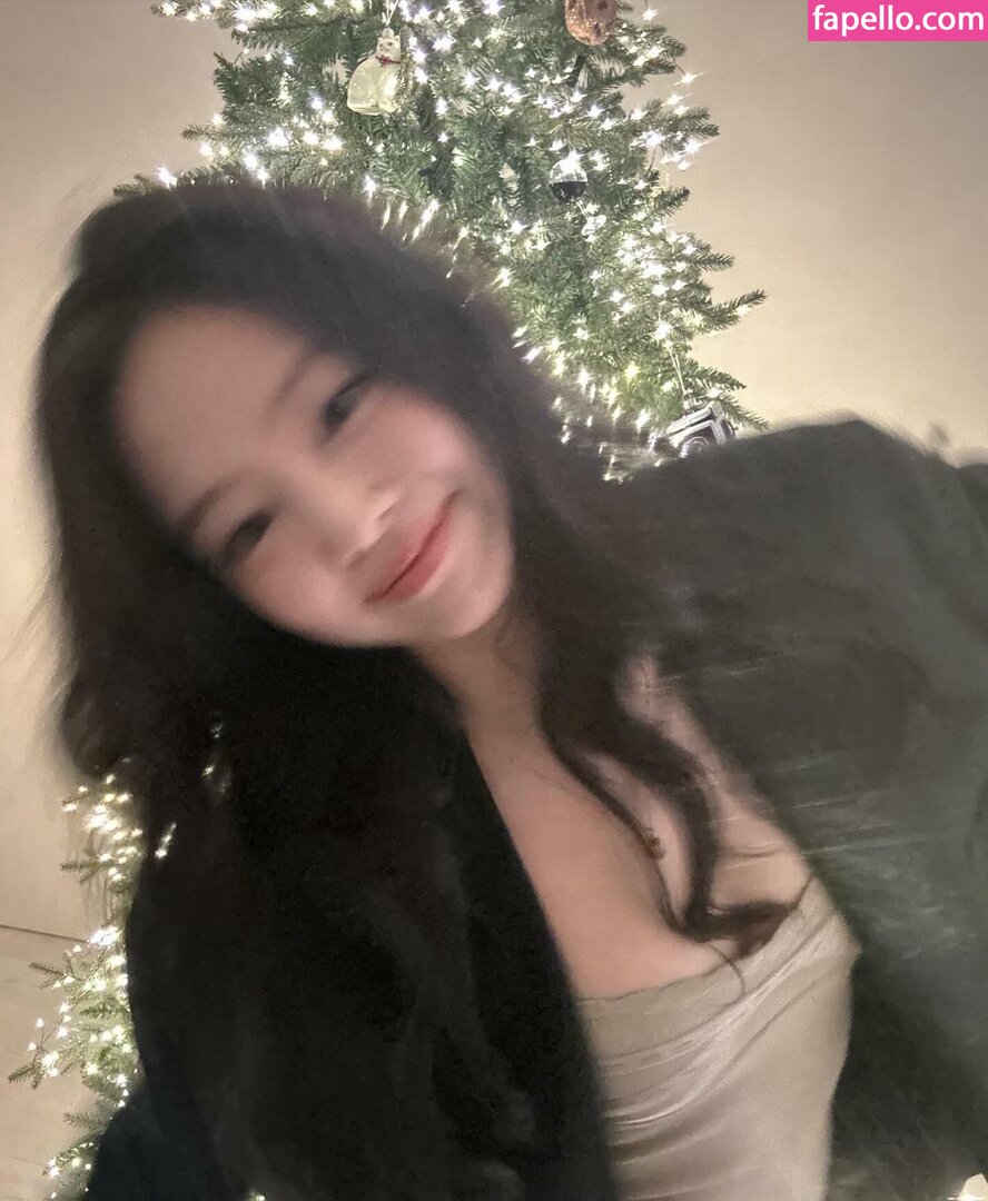 Jennie | BLΛƆKPIИK leaked nude photo #0693 (Jennie | BLΛƆKPIИK / Blackpink / jennierubyjane / sheflieshigh)