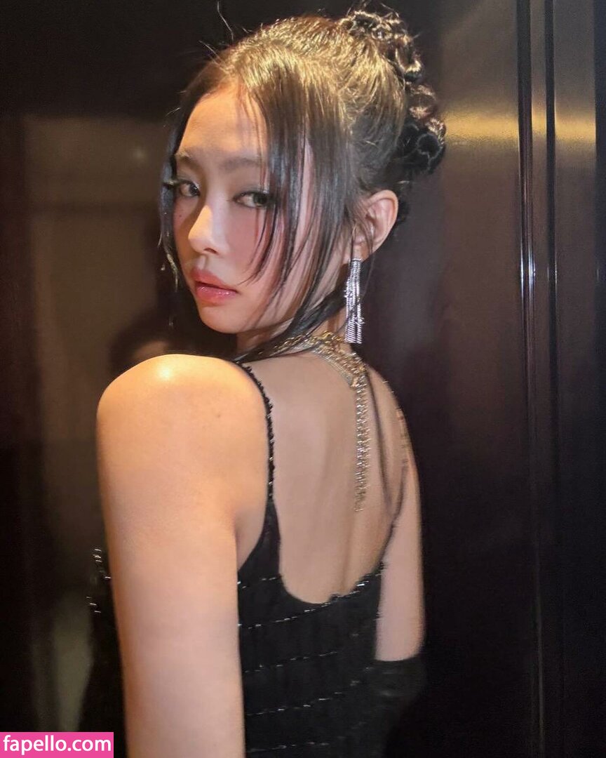 Jennie | BLΛƆKPIИK leaked nude photo #0763 (Jennie | BLΛƆKPIИK / Blackpink / jennierubyjane / sheflieshigh)