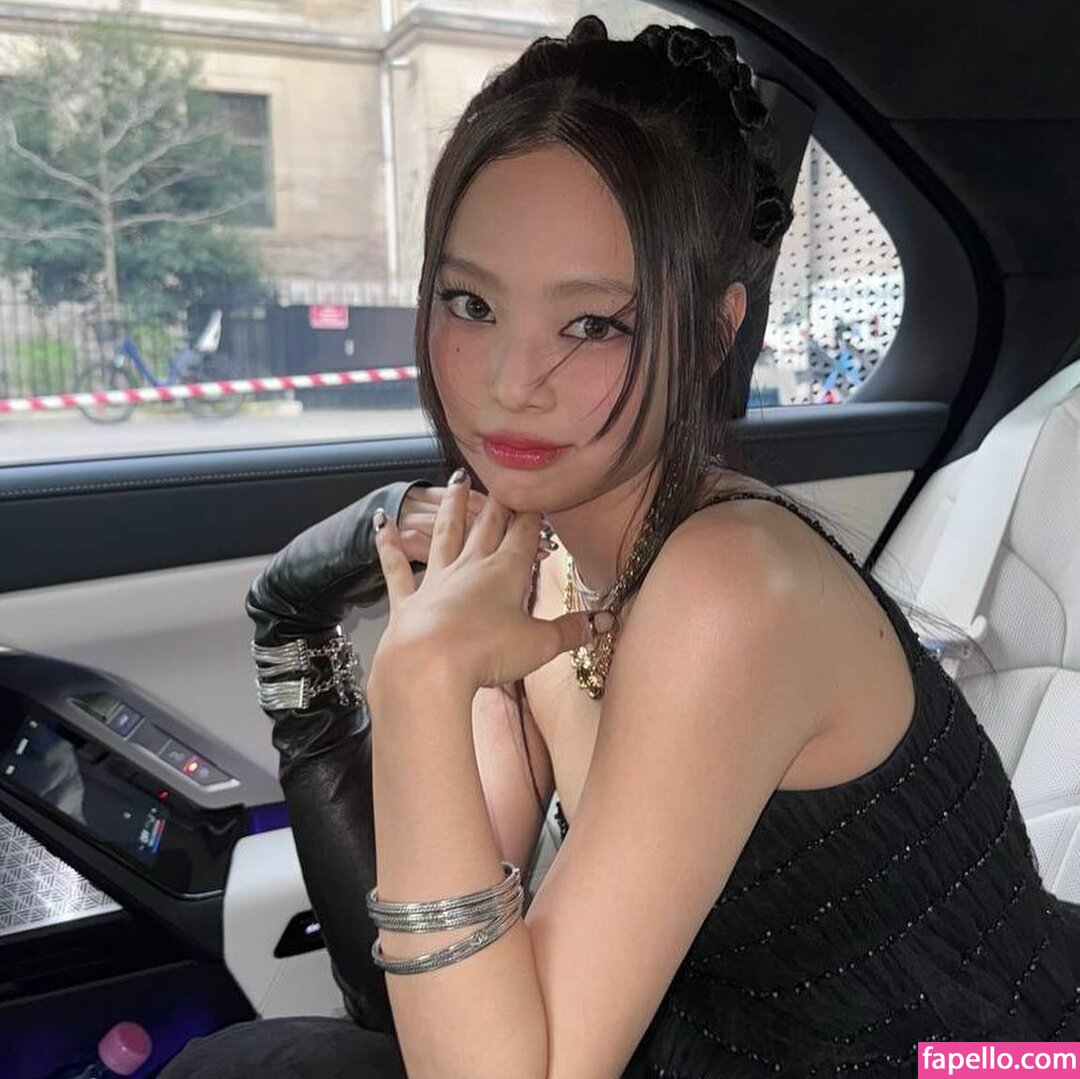 Jennie | BLΛƆKPIИK leaked nude photo #0768 (Jennie | BLΛƆKPIИK / Blackpink / jennierubyjane / sheflieshigh)