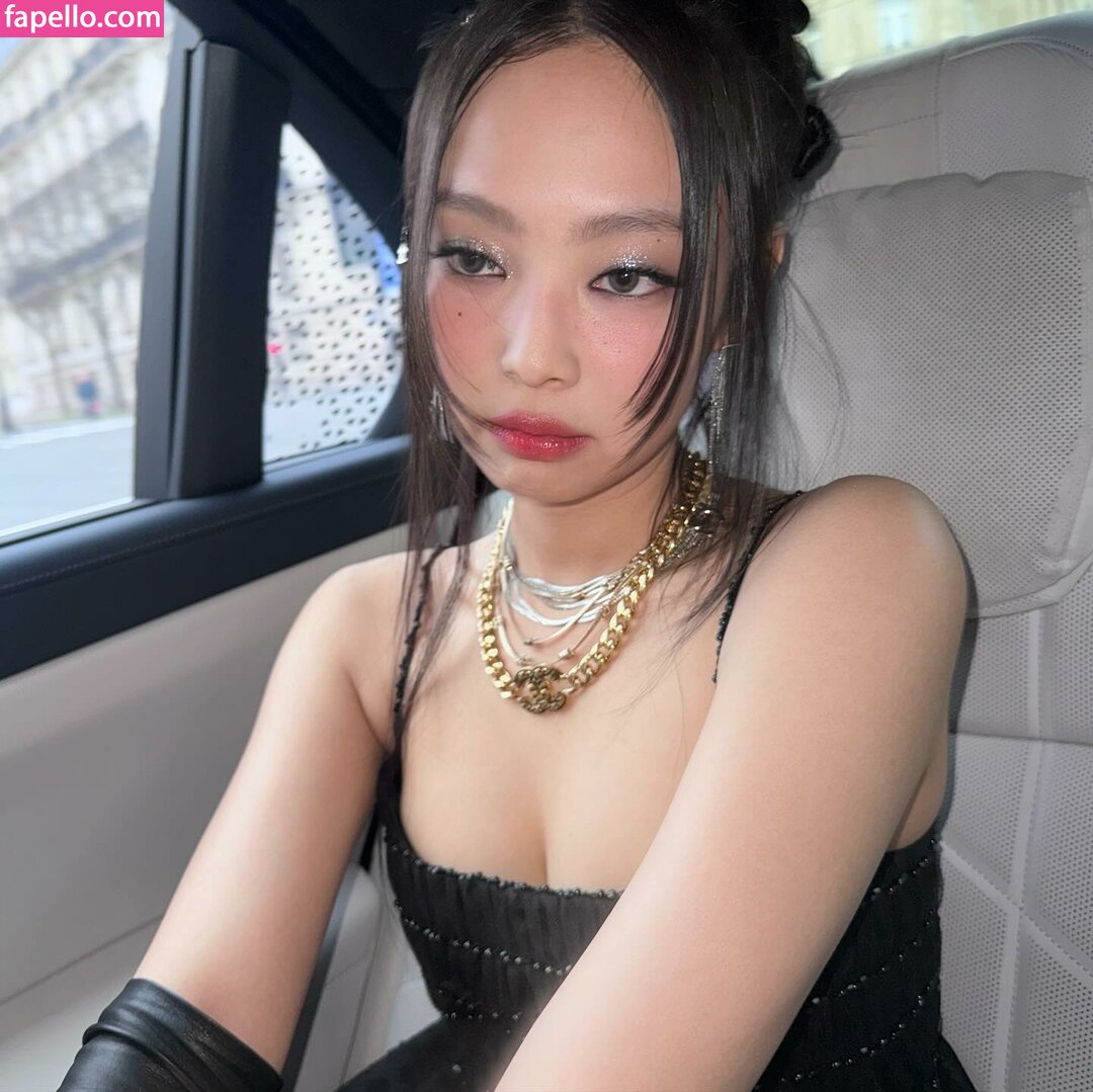 Jennie | BLΛƆKPIИK leaked nude photo #0775 (Jennie | BLΛƆKPIИK / Blackpink / jennierubyjane / sheflieshigh)