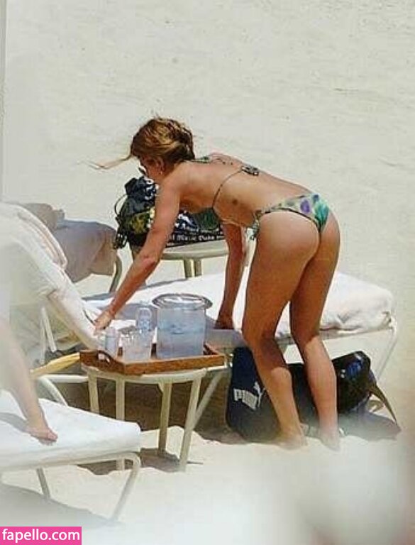 Jennifer Aniston leaked nude photo #0397 (Jennifer Aniston / jenniferaniston)