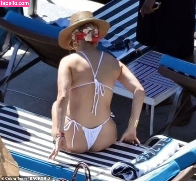 Jennifer Lopez leaked nude photo #1158 (Jennifer Lopez / jennifer_jlo / jlo)