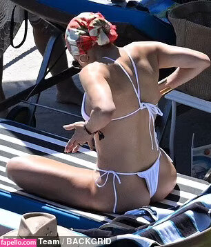 Jennifer Lopez leaked nude photo #1166 (Jennifer Lopez / jennifer_jlo / jlo)