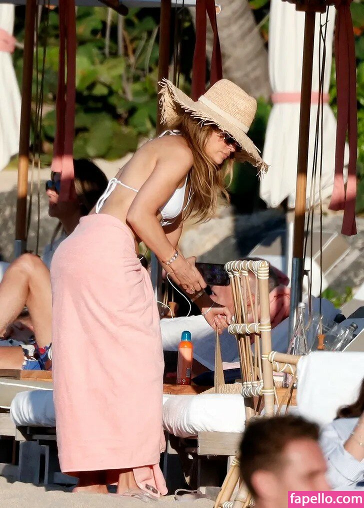 Jennifer Lopez leaked nude photo #1622 (Jennifer Lopez / jennifer_jlo / jlo)