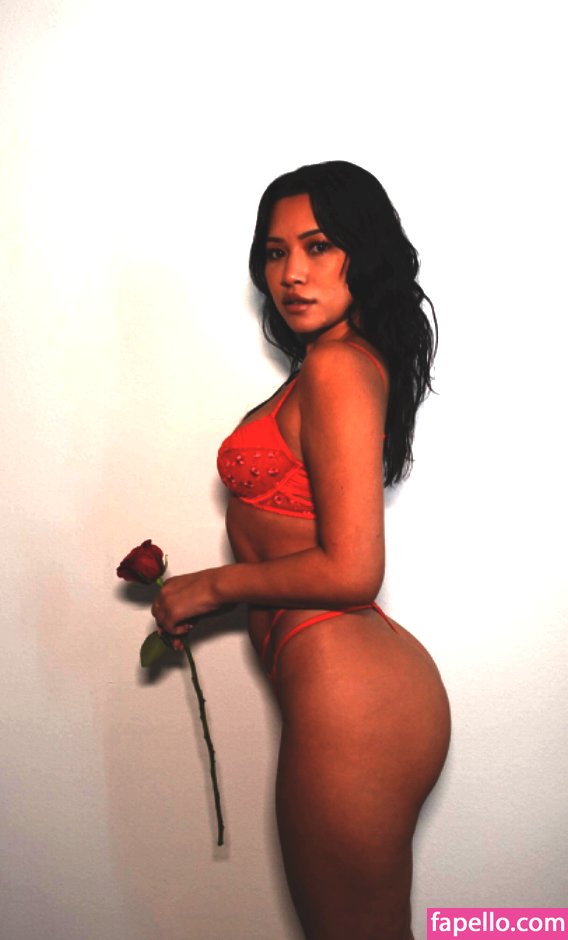 Julia Kelly leaked nude photo #0011 (Julia Kelly / missjuliakelly / thesophiakelly)