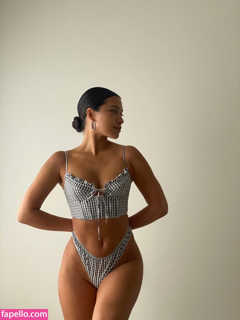 Julia Kelly leaked nude photo #0113 (Julia Kelly / missjuliakelly / thesophiakelly)