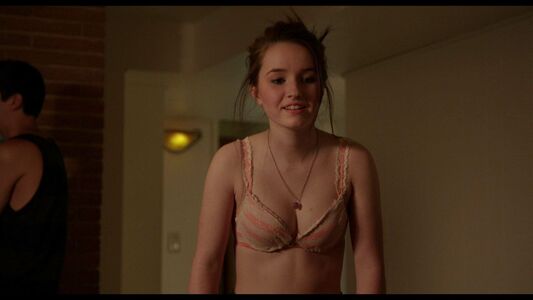 Kaitlyn Dever nude #0117