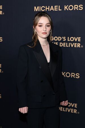 Kaitlyn Dever #445