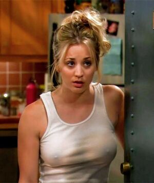 Kaley Cuoco nude #0395