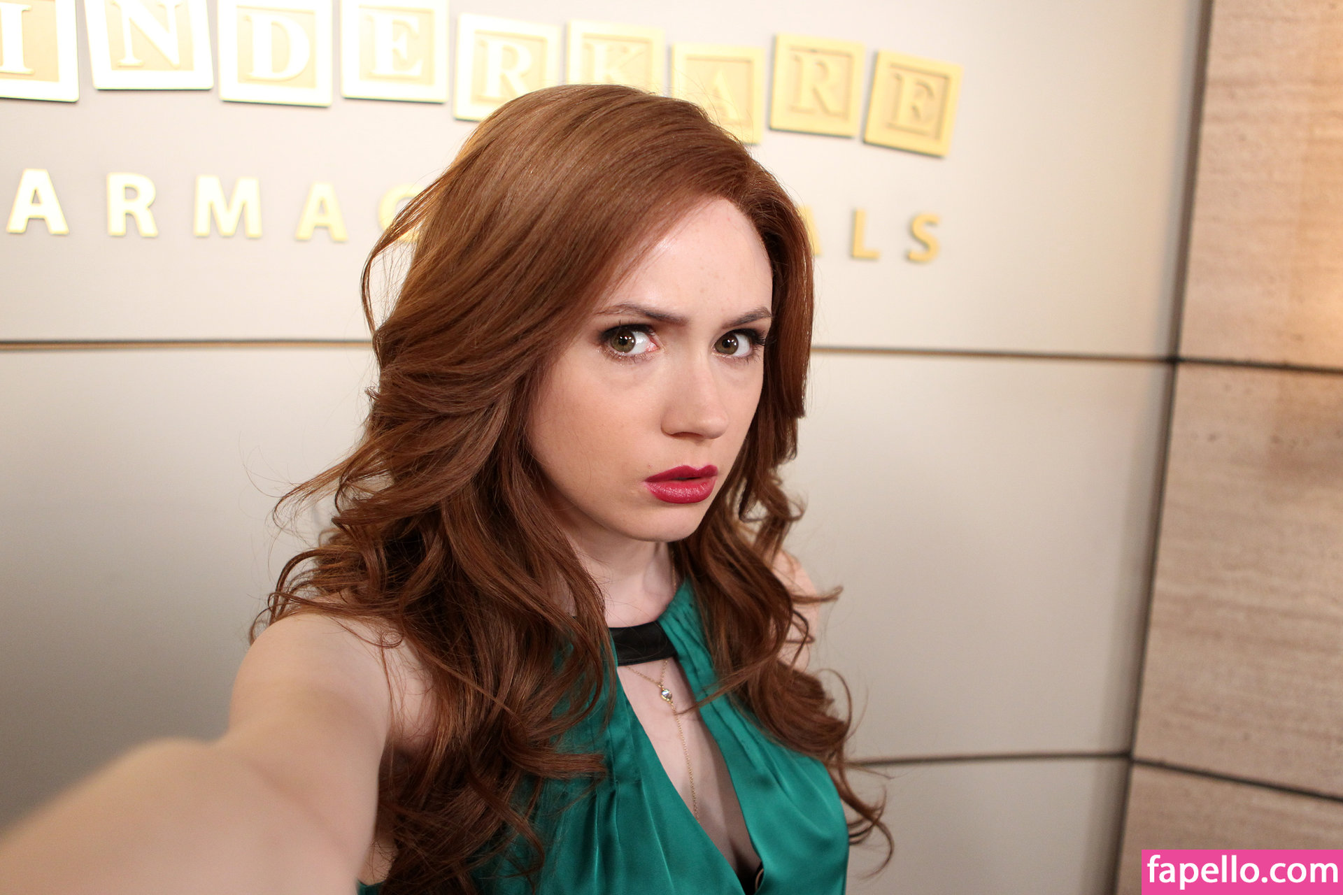 Karen Gillan leaked nude photo #0017 (Karen Gillan / karengillan)