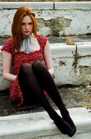 Karen Gillan nude #0177