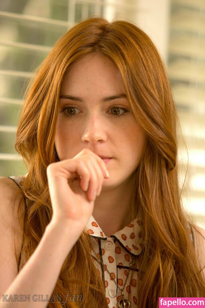 Karen Gillan leaked nude photo #0435 (Karen Gillan / karengillan)