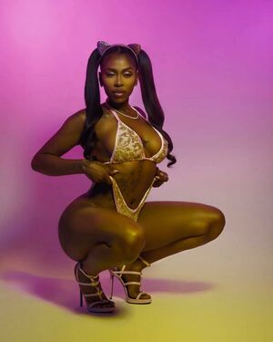 Kash Doll nude #0010