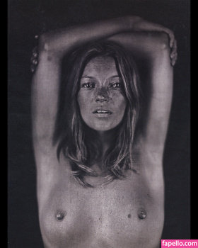 Kate Moss leaked nude photo #0035 (Kate Moss / katemoss / katemossagency)