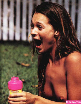 Kate Moss leaked nude photo #0044 (Kate Moss / katemoss / katemossagency)