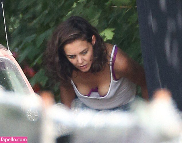 Katie Holmes leaked nude photo #0012 (Katie Holmes / katieholmes / katieholmesfeetlove)