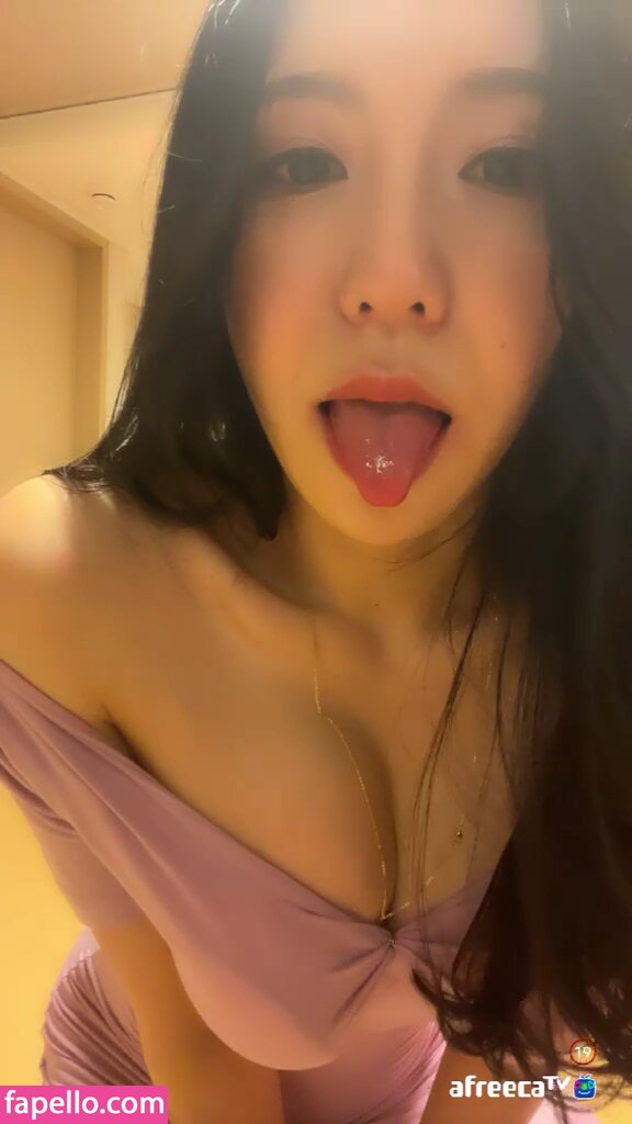 kimjeewoo529 leaked nude photo #0011 (kimjeewoo529 / Korean Bj / 아이니쥬)