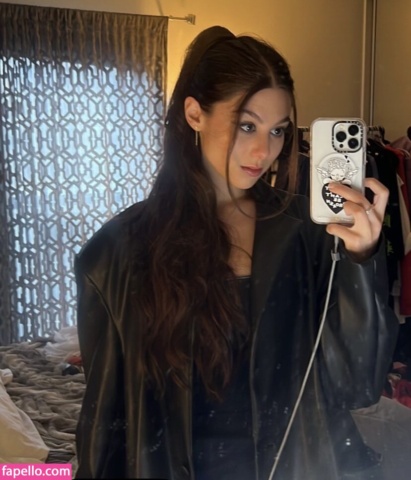 Kira Kosarin leaked nude photo #0340 (Kira Kosarin / kirakosarin)