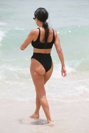 Kourtney Kardashian nude #0852