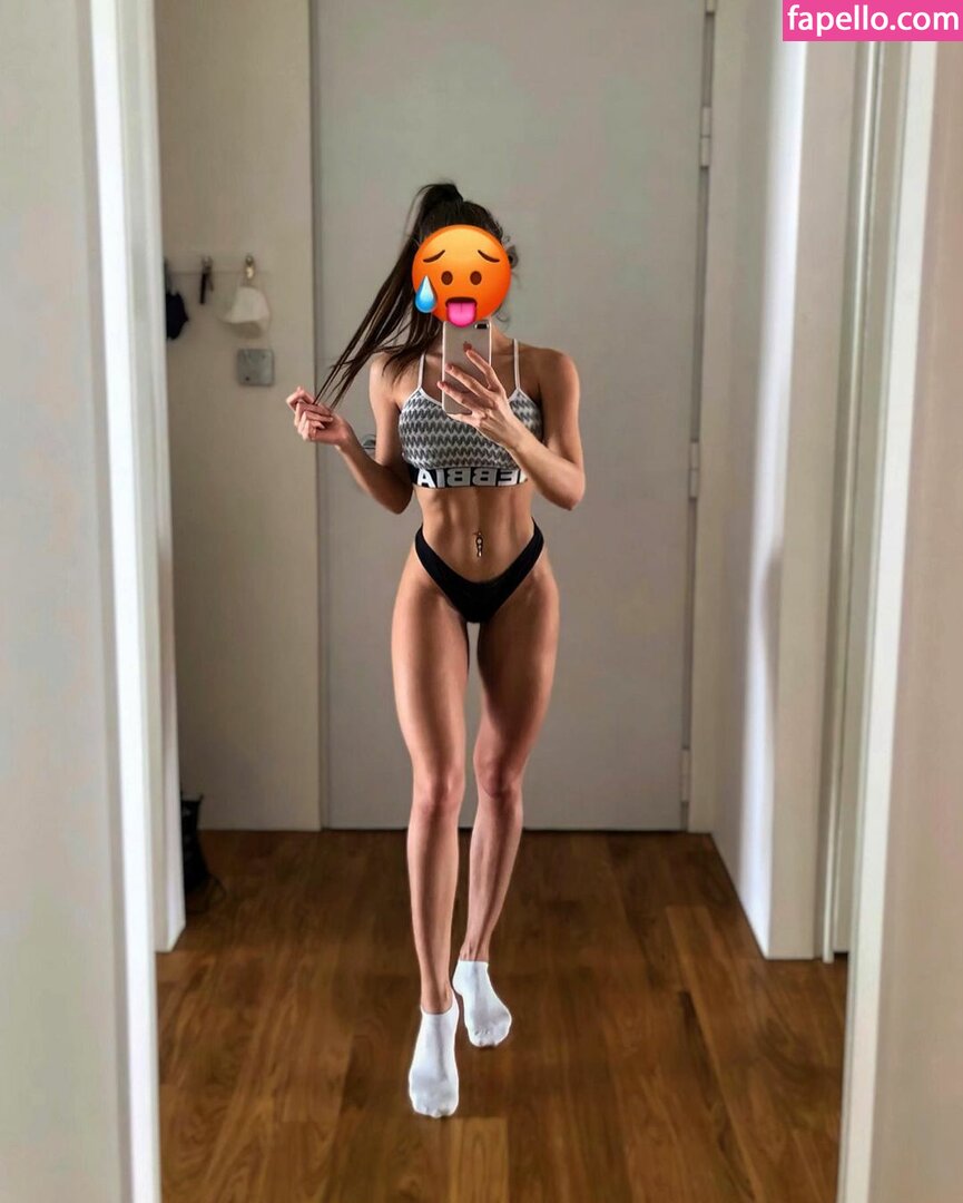 krln.j leaked nude photo #0002 (krln.j / KAROLÍNA JUDASOVÁ)