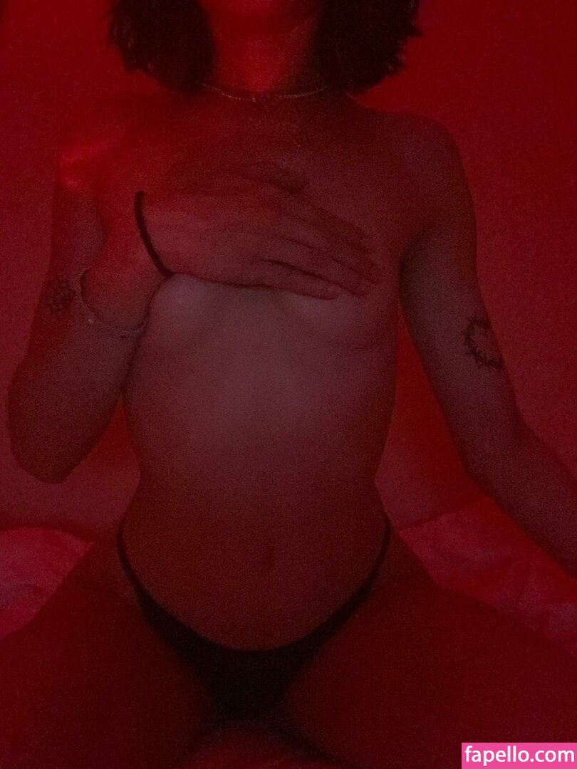 khaleesselly 0 kuromi b4free kuromi lly Nude Leaked OnlyFans  