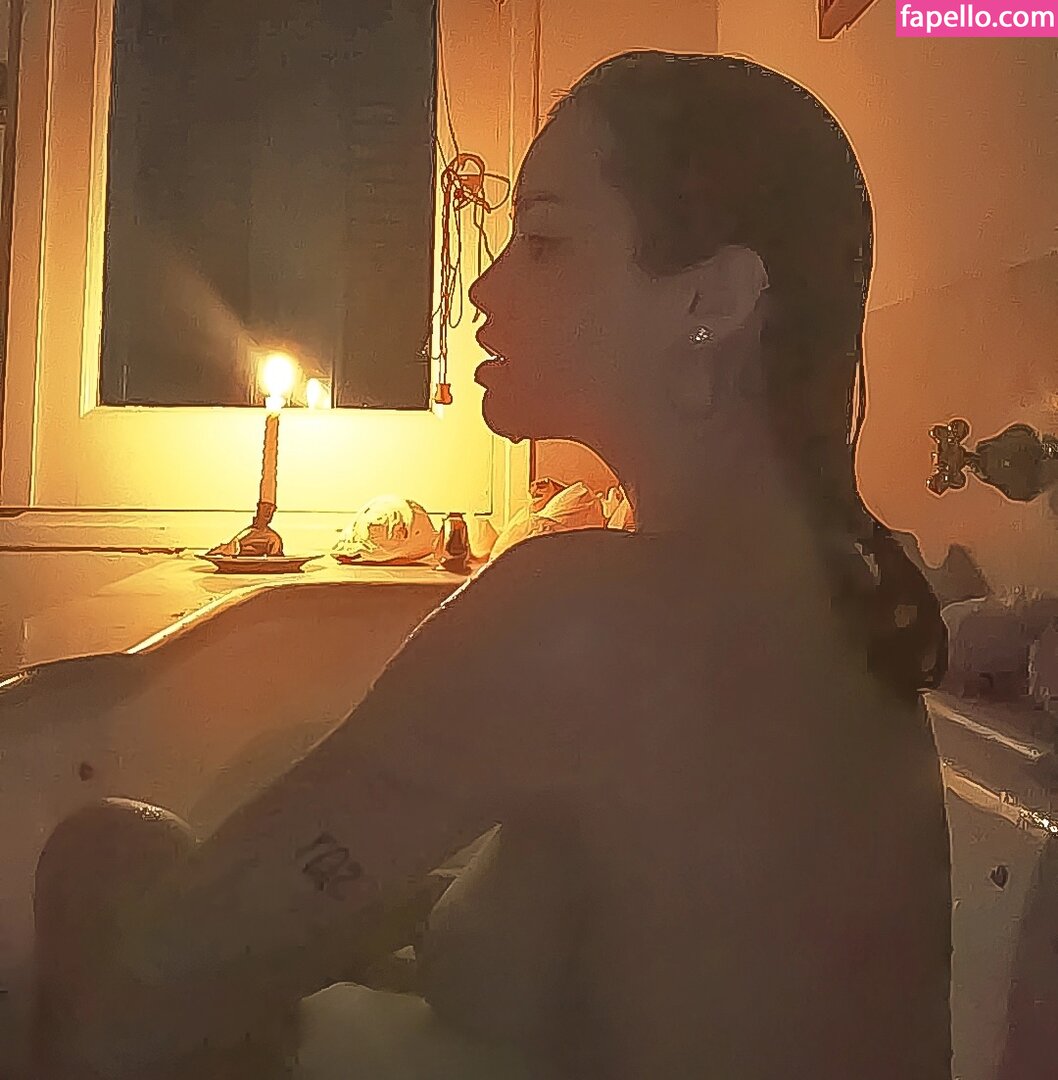 Lali Esposito leaked nude photo #0003 (Lali Esposito / lalioficial)