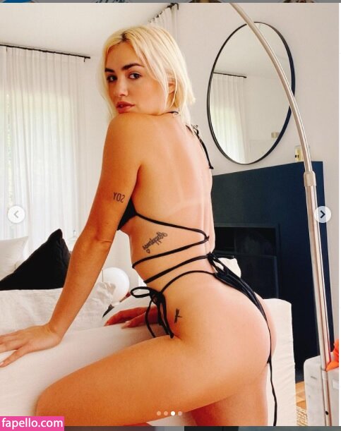 Lali Esposito leaked nude photo #0021 (Lali Esposito / lalioficial)