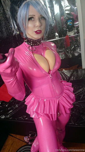 latexirime nude #0074