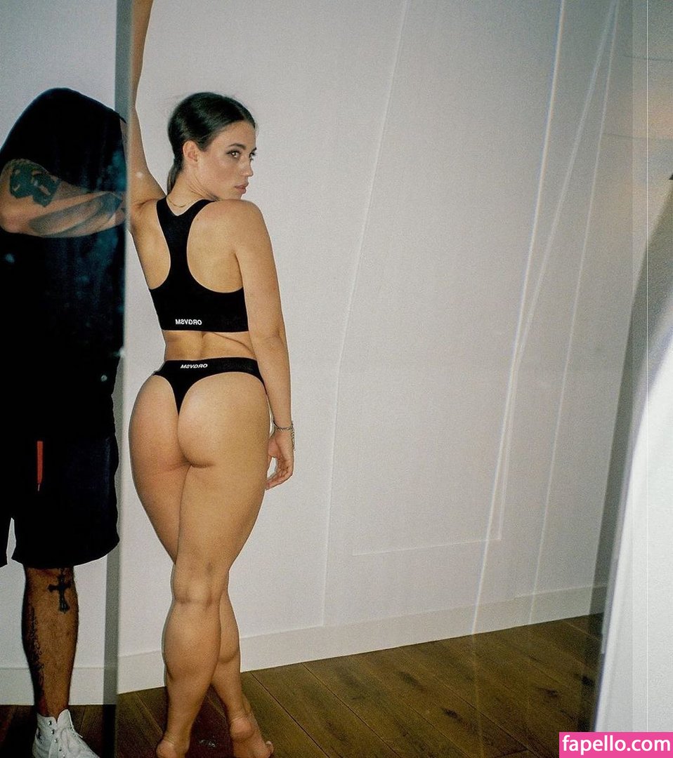 Laura Kokinova Nude Leaked Photo #113.