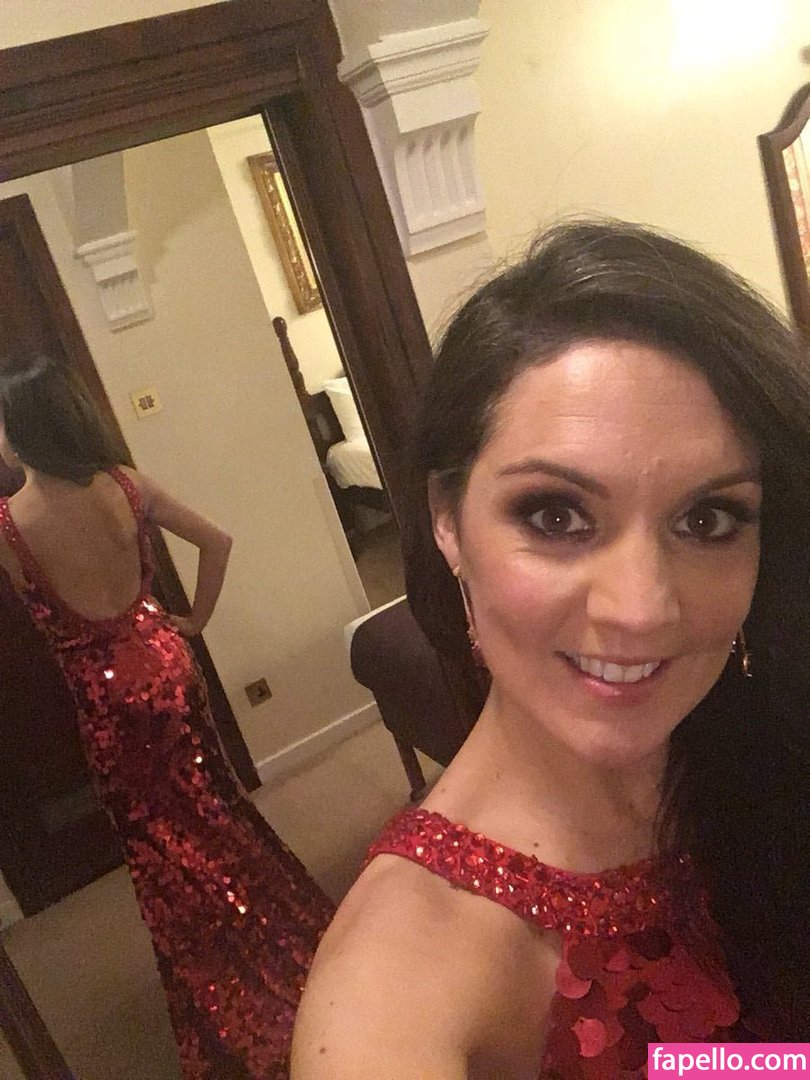 Laura Tobin leaked nude photo #0007 (Laura Tobin / lauratobinweather)