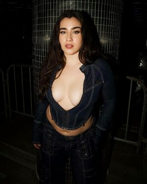 Lauren Jauregui nude #0385