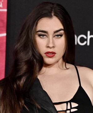 Lauren Jauregui nude #0610