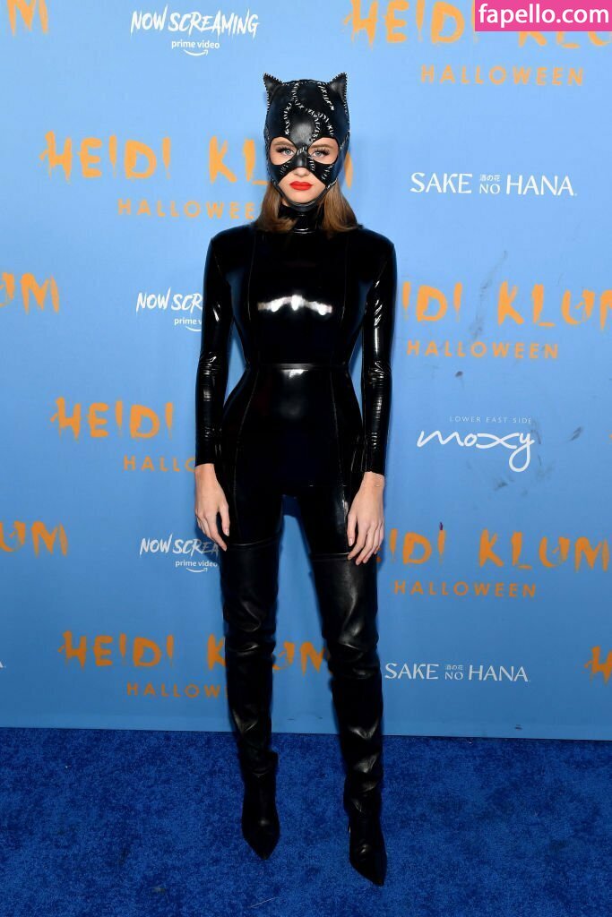 Heidi Klum and daughter Leni, 18, slammed for 'weird' and