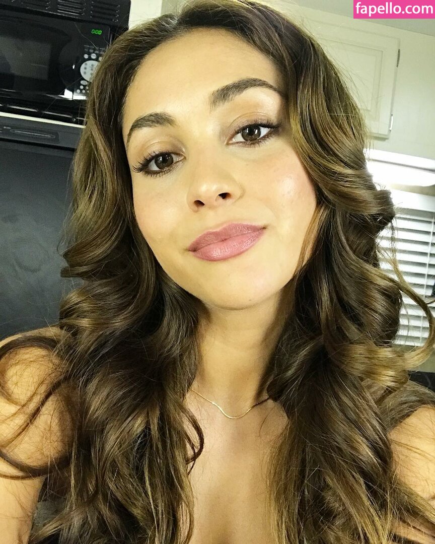 Lindsey Morgan / lindsaymorgan / linzzmorgan Nude Leaked OnlyFans Photo #94  - Fapello